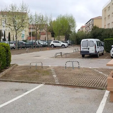 Parfum De Mimosa * סן-מקסים